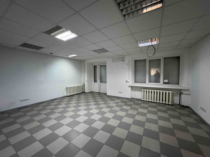 Сдам помещение на Тополе 158м2 кабинетная система - фото 1