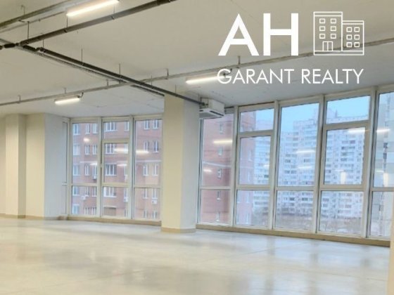 Без % Низький поверх,ремонт  БЦ ,метро Позняки, перша здача