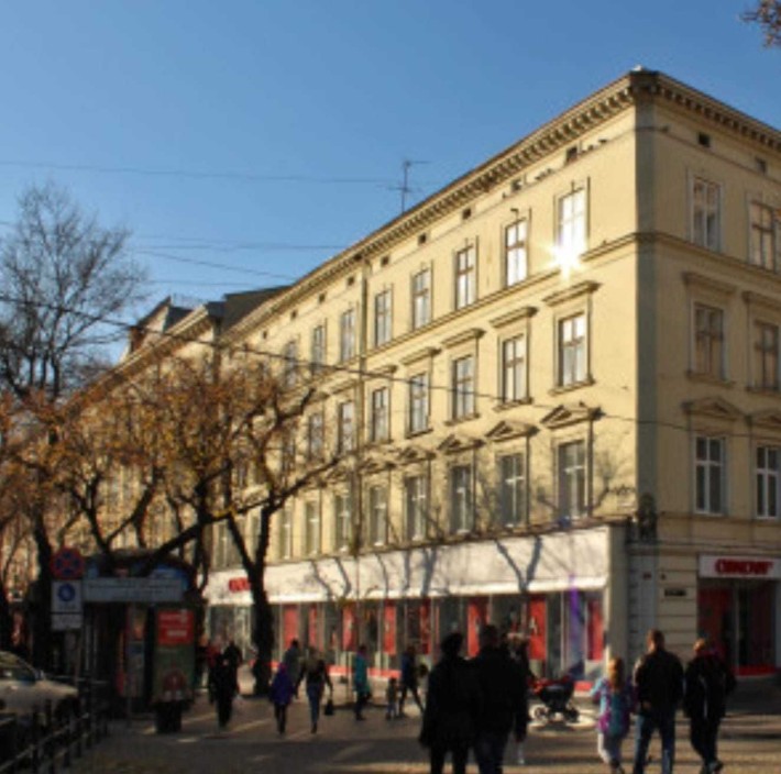 Оренда фасадного комерційного приміщення пл. Галицька - фото 1