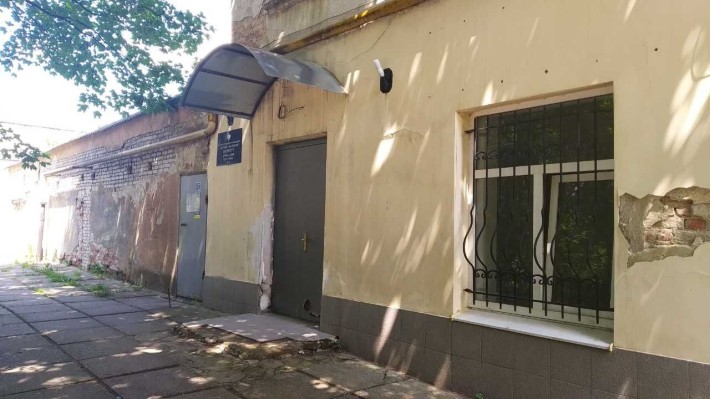 Оренда приміщення під магазин, салон тощо на Плуговій. Без комісії. - фото 1