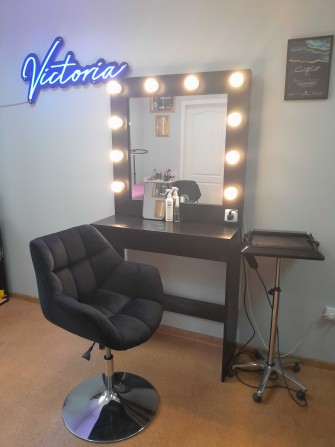 Оренда робочих місць для майстрів краси! Подобово, почасово. Центр - фото 1