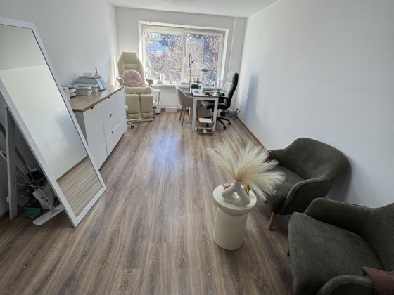 Оренда робочого МІСЦЯ бровиста/візажиста, В РОБОЧОМУ КАБІНЕТІ Львів