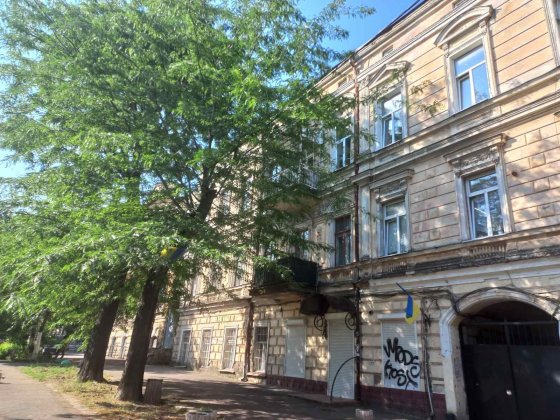 Сдача фасадного офиса в Центре под любой бизнес! Проходное место! Одеса