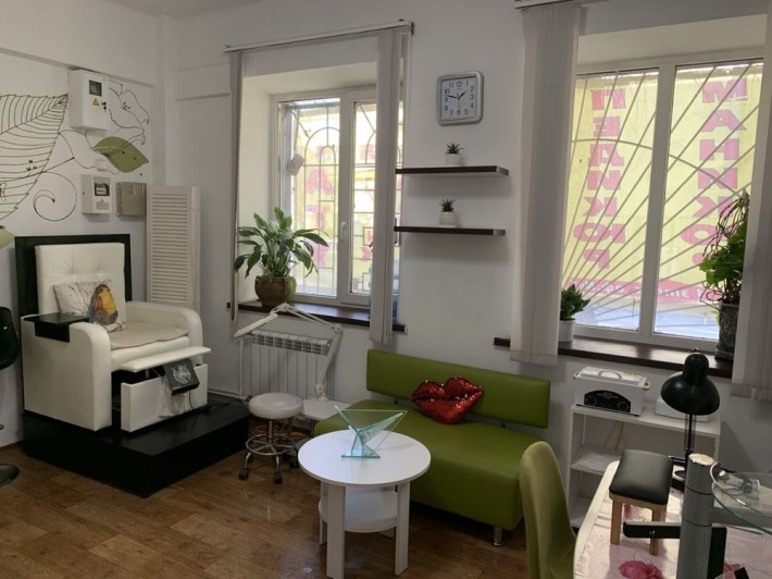 Робоче місце ЦЕНТР майстра нігтьового сервіса манікюра - фото 1