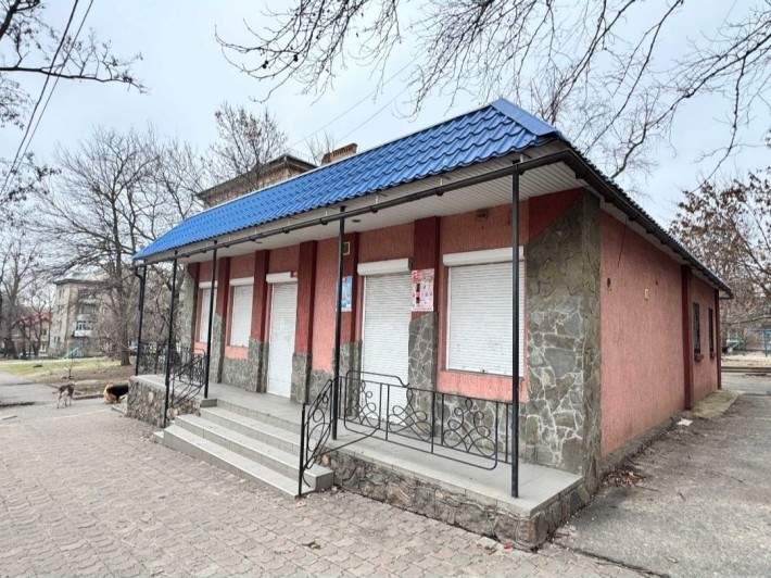 Аренда фасадного помещения ул.Терассная Сухой Фонтан 96м 2222грн - фото 1