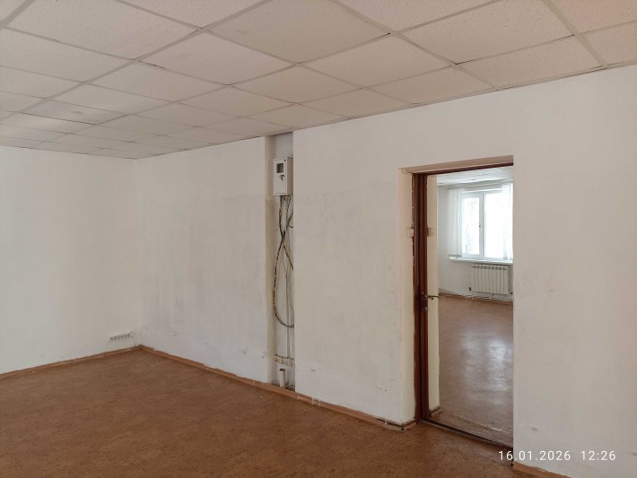 Сдам помещение 73 метра на левом берегу Богдана Хмельницкого. - фото 1