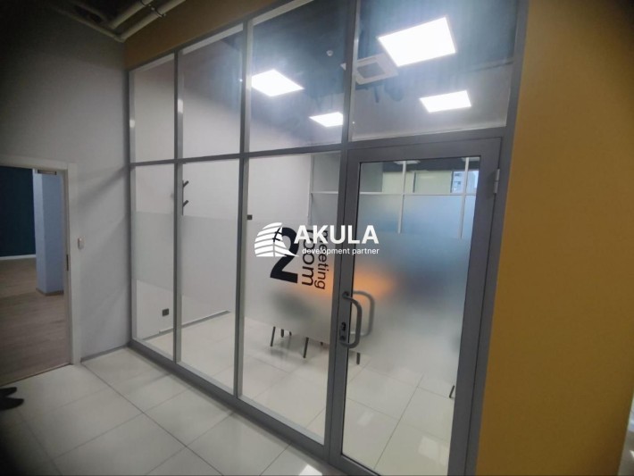 Оренда кабінету, офісу Мармелад 15,5 м², в т.ч. ком.послуг,генератор - фото 1