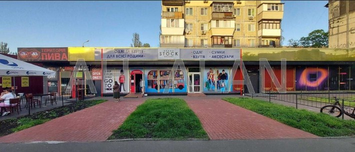 Аренда фасадного помещение по адресу г. Киев, бул. Перова - фото 1