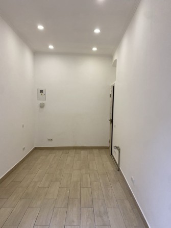 Оренда приміщення 14 кв.м. – м.Львів, вул.Б.Хмельницького,37 - фото 1