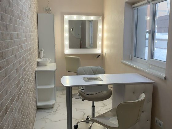 Здається робоче місце для майстра краси у Львові (Під Голоском) Львов