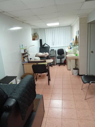 Аренда маникюр, бровист, визажист, плетение косиичекк - фото 1