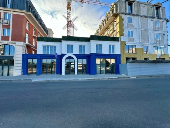 Фасадное помещение 140 м² в новом доме, 35 кВт, Таврия-Вузовский