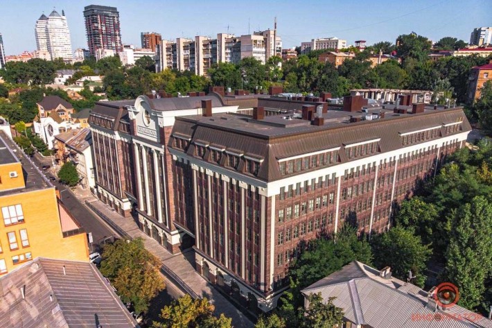 Оренда офісу в БЦ "Кудашевський" ( м. Дніпро, Барикадна 16) - 215 м2. - фото 1