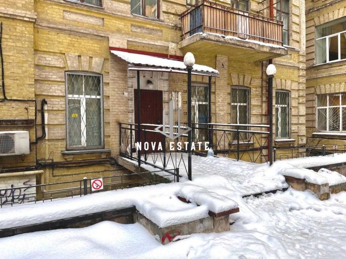 Оренда фасадного комерційного приміщення в самому серці Києва - фото 1