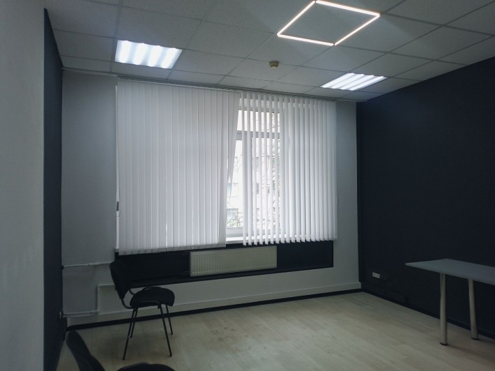 Здам офіс без комісії, палац Україна - фото 1