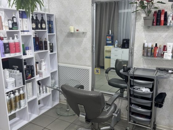 Оренда перукарського крісла Оболонь,є генератор! Киев