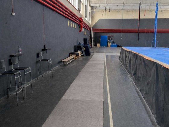 Оренда спортивного комплексу 1000 м²  Видубичі  окрема будівля