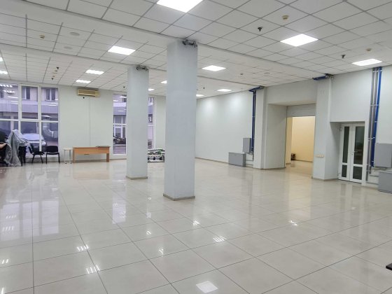 Оренда 150 кв.м. пр. Центральний. Без комісійних.