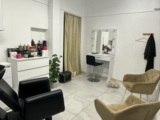 Оренла робочого місця для перукаря, візажиста, бровиста Львів