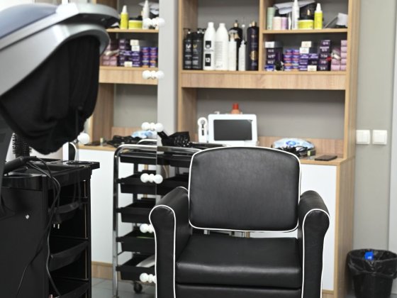Рабочее место парикмахера Запоріжжя