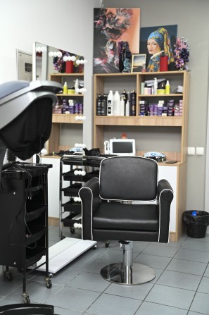 Рабочее место парикмахера - фото 1