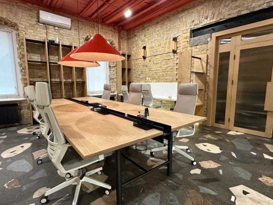 Без %‼️ Креативний Loft-офіс що надихає: меблі парковка центр метро