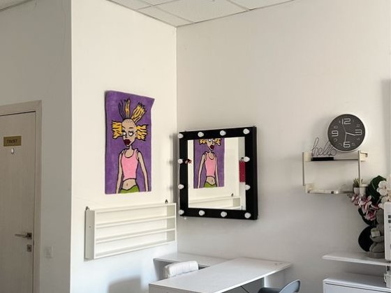 Сдам место мастеру маникюра/педикюра помесячно Таирова