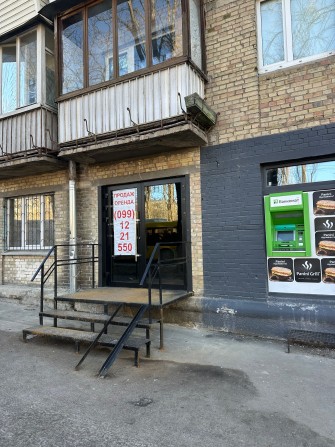 Оренда фасад 31м2  НАУ через дорогу Гарматна//Отрадний/Борщагівська - фото 1