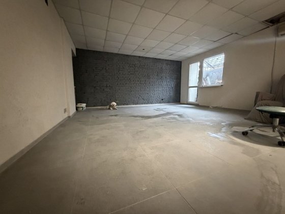 Оренда приміщення  35м2 Поділ метро Тараса Шевченко . Резерне живлення Киев