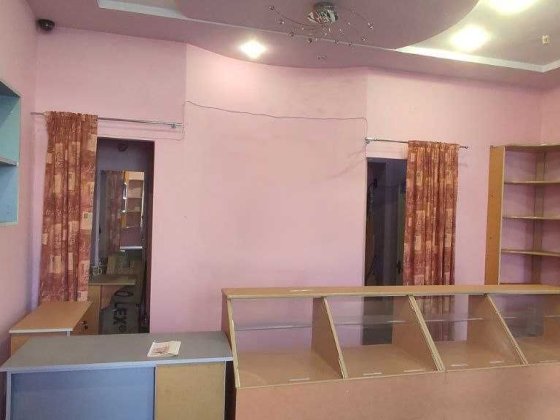 Аренда торгового помещения в Корабельном районе.