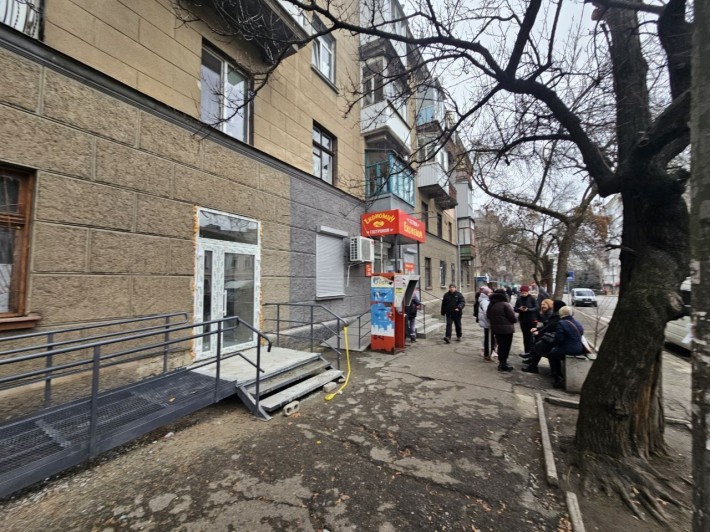 Аренда фасадного помещения 8го марта 55м 40000грн - фото 1