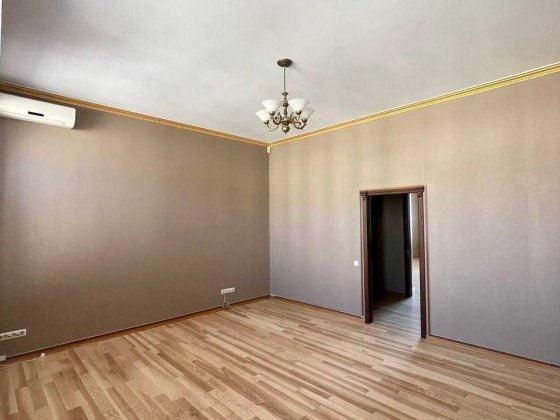 Офіс Шота Руставелі 23.Кабінети-5шт.ІНВЕРТОР 12 КВТ.Гулівер.БЕЗ% Киев