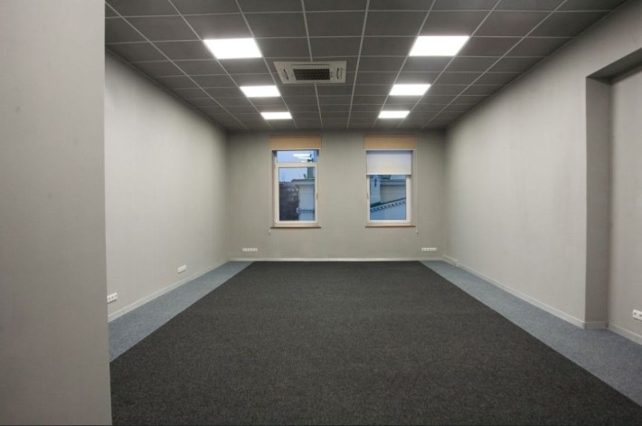 Сдам офис помещение Центр Яворницкого Пассаж Цум - фото 1