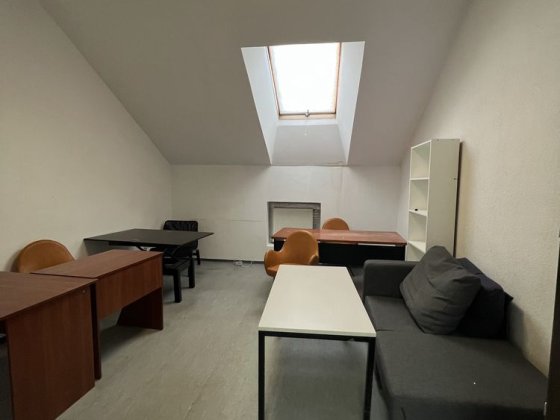 Здаю приміщення в Центрі з ремонтом , 160 кв м