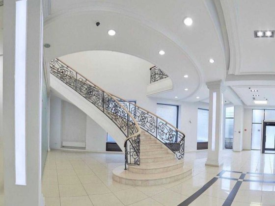 Здам вишукане приміщення 750м2 на вул. Половицька біля Оперного Центр Дніпро