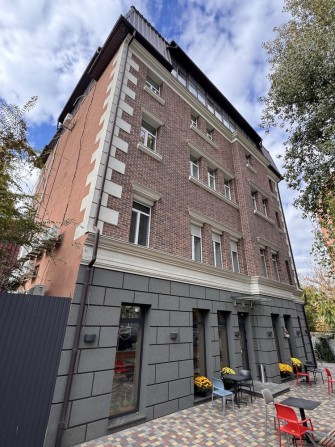 Оренда тихого офіса у центрі. Гоголя, Шевченко. Житловий фонд, парковк - фото 1