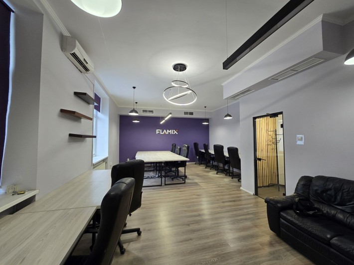 Оренда офісу  вул.Героїв Упа 73 ремонт,меблі,парковка,сигналізація - фото 1