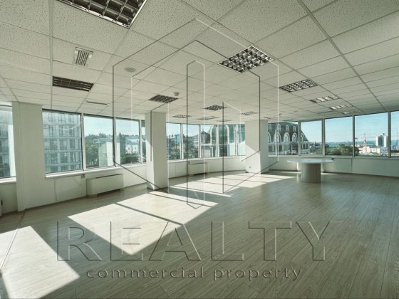 Офіс 260 м² у БЦ «Морський» — 7 поверх, генератор, 12 $/м² Одеса