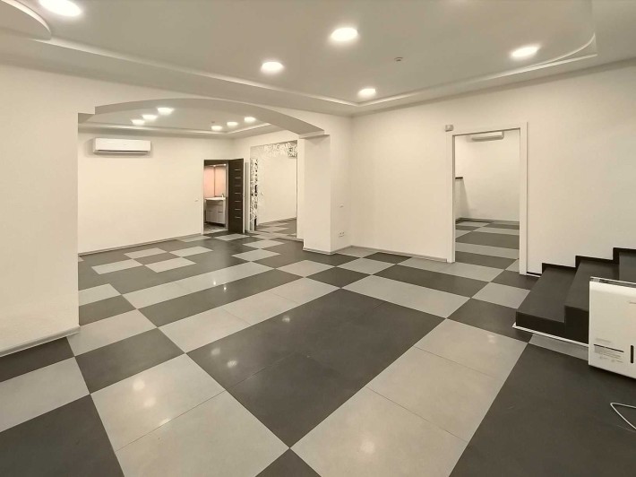 Сдам офис, салон красоты, шоу-рум, 72,5 м - Пушкинская (Итальянская) - фото 1