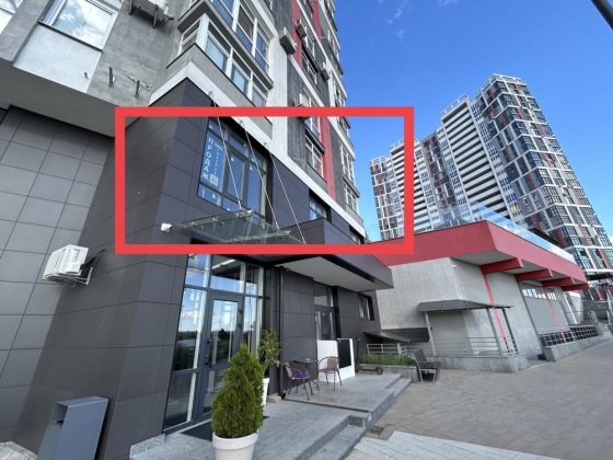 Продаж комерційного приміщення 80,89 м² – Русанівська Гавань