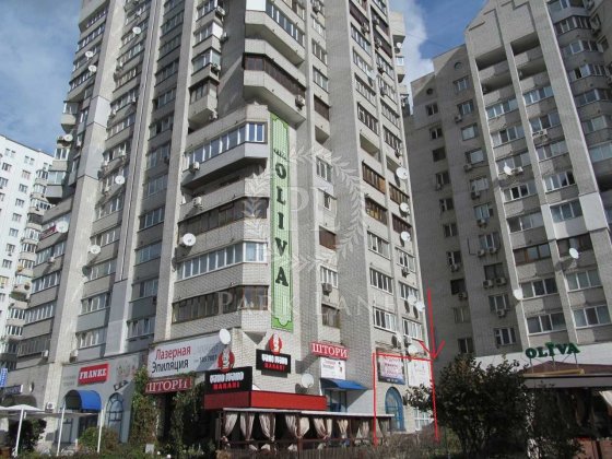 Оренда фасадного приміщення вул. Княжий затон 14в Киев