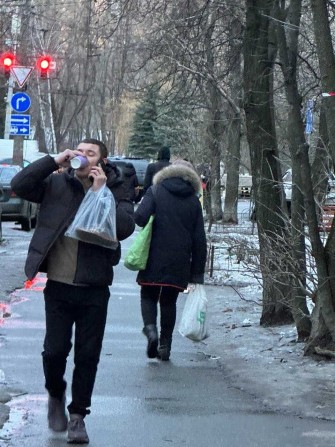 Здам фасад 15м2 Дорогожичі Ольжича 9 між Форою та Екомаркетом - фото 1