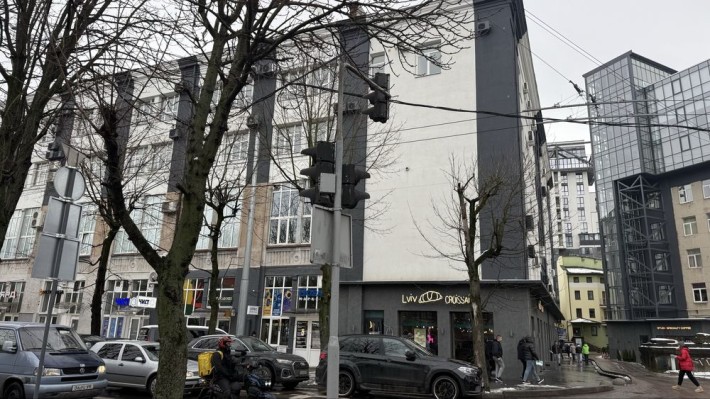 оренда приміщення УПА 600м кв фасад - фото 1