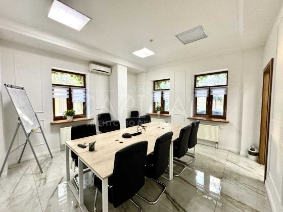 Окрема офісна будівля 755 м² | Центр | Генератор | 7 паркомісць Киев