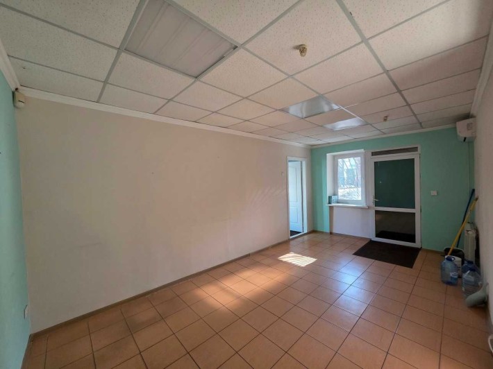 Оренда неж.приміщення вул.Іоанна Павла II буд.20 S-45м.кв.1ий пов.без% - фото 1