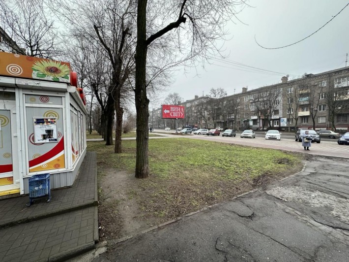 Торгова точка в епіцентрі: МАФ 25 м² на вул. Незалежної України - фото 1