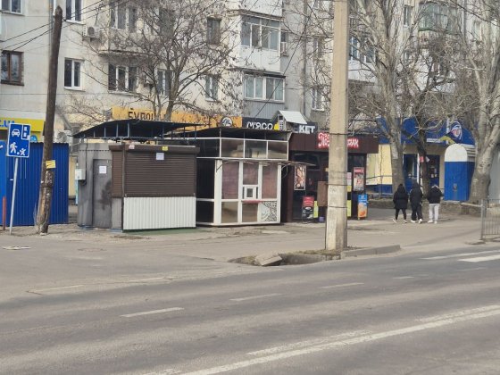 Оренда кіоск вул. Алекси Алмазова (Карпенко) 20, 1е КП