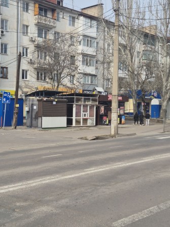 Оренда кіоск вул. Алекси Алмазова (Карпенко) 20, 1е КП - фото 1