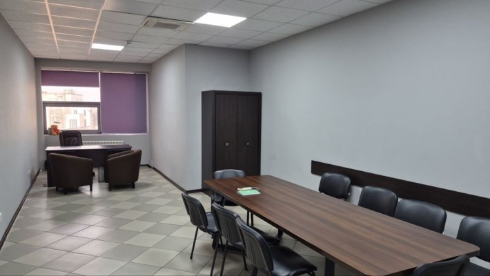 Здам в оренду офісне приміщення з меблями та світлом. Бізнес центр - фото 1