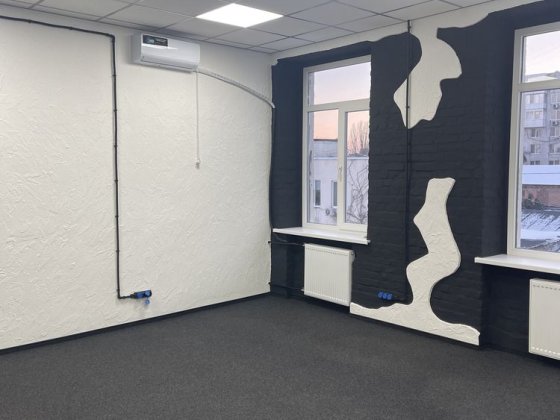 Оренда офісу вул.І.Акінфієва 18, БЦ з Генератором Дніпро